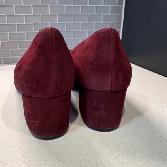 NEW Burgandy Suede Giani Bernini Size 10 Memory foam 2” heels never worn - Picture 15 of 16